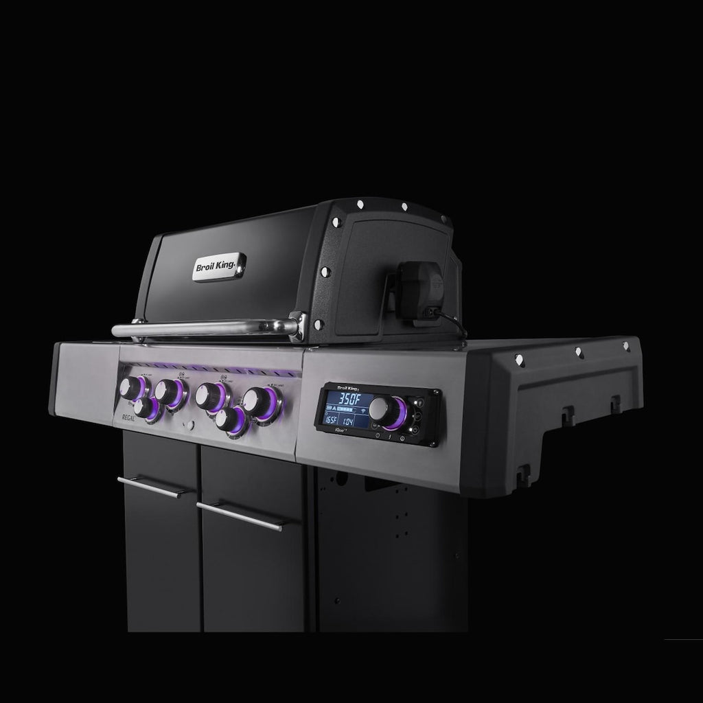 Broil King Regal Q 490 Pro IR 4-Burner Gas Grill
