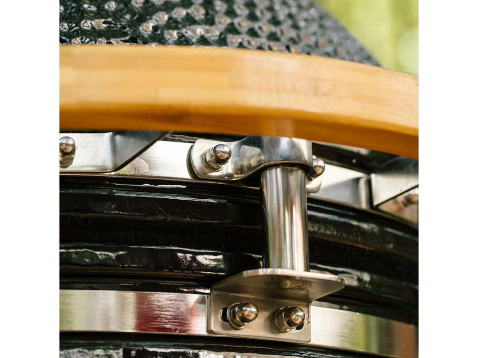 coyote asado ceramic smoker