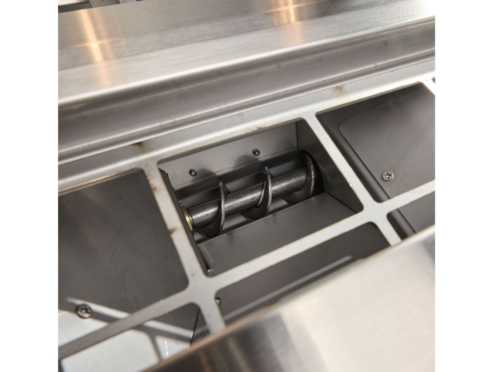 Parrilla de pellets empotrada de última generación Coyote de 28 pulgadas 