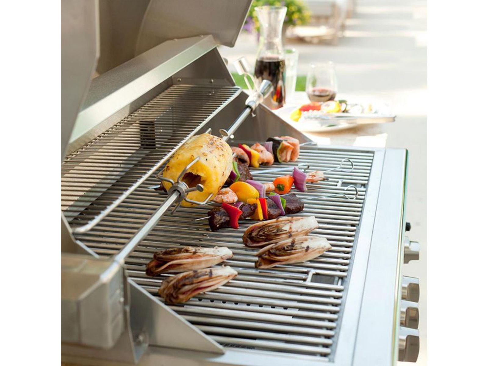 Parrilla a gas empotrada Coyote serie S de 30 pulgadas y 3 quemadores con quemador infrarrojo RapidSear y asador. 
