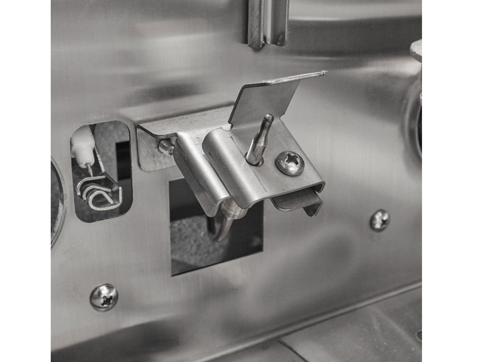 Parrilla de gas empotrada Coyote serie CL de 36 pulgadas y 4 quemadores 