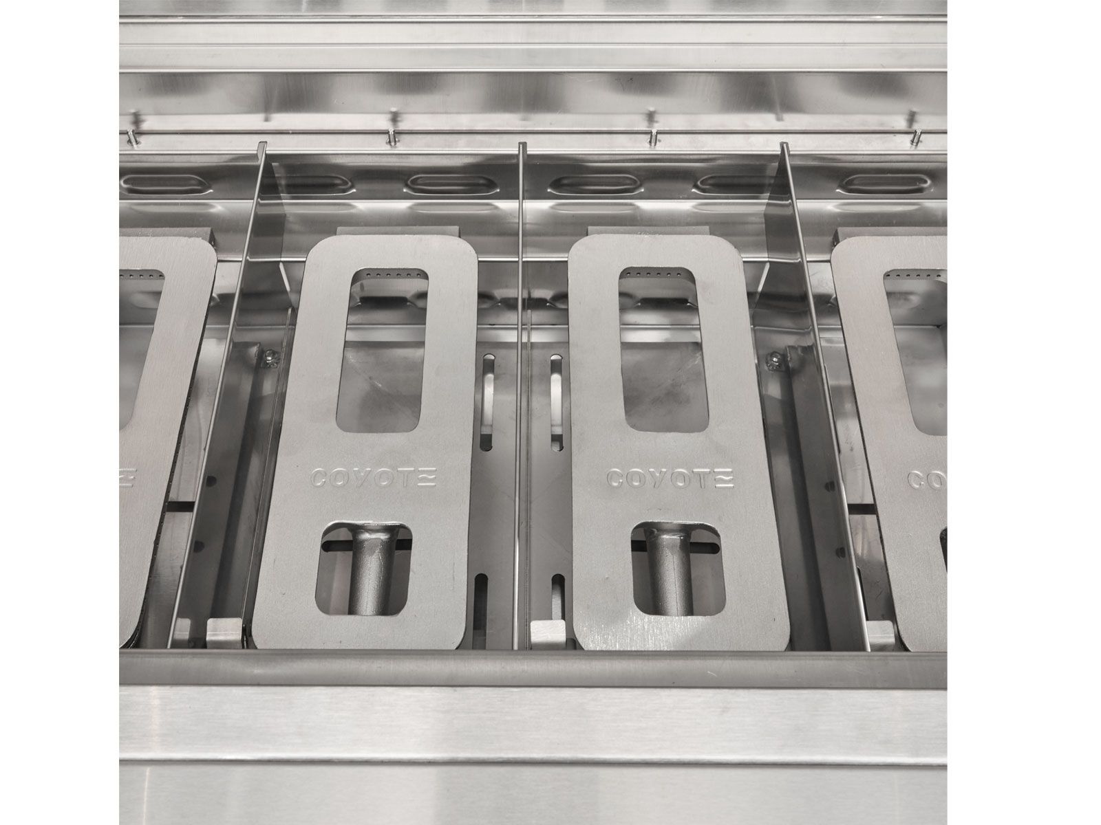 Parrilla de gas empotrada Coyote serie CL de 36 pulgadas y 4 quemadores 