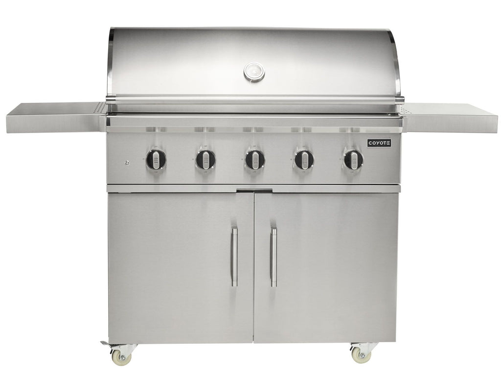 coyote cl-series 42-inch 5-burner freestanding gas grill on cart