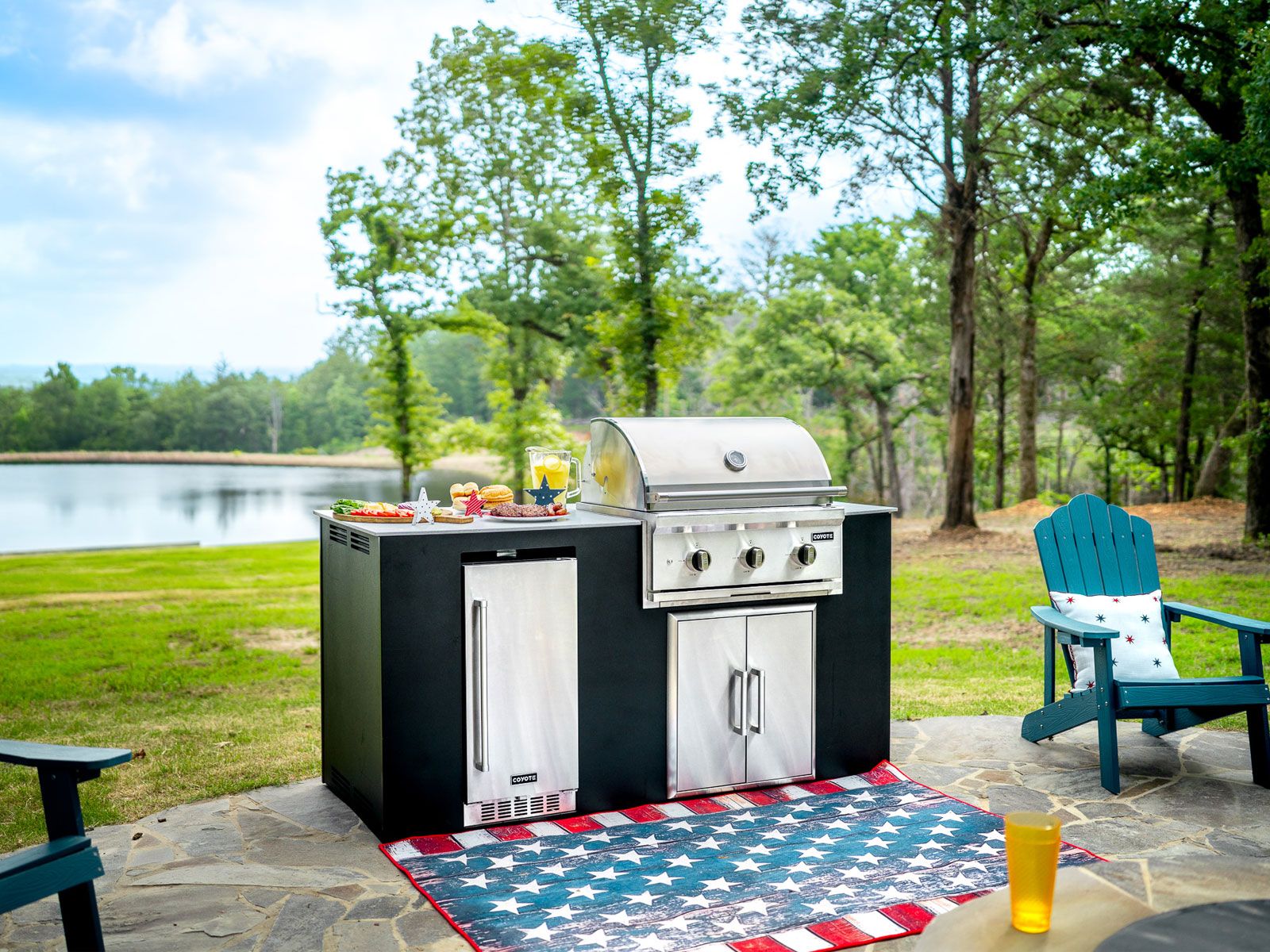 Haven 6-ft outdoor kitchen island with c-series 30-inch 3-burner built-in gas grill, refrigerator & double access doors