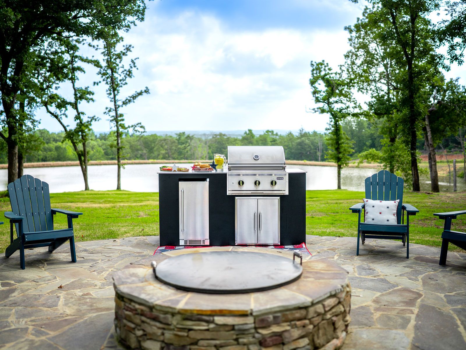 Haven 6-ft outdoor kitchen island with c-series 30-inch 3-burner built-in gas grill, refrigerator & double access doors