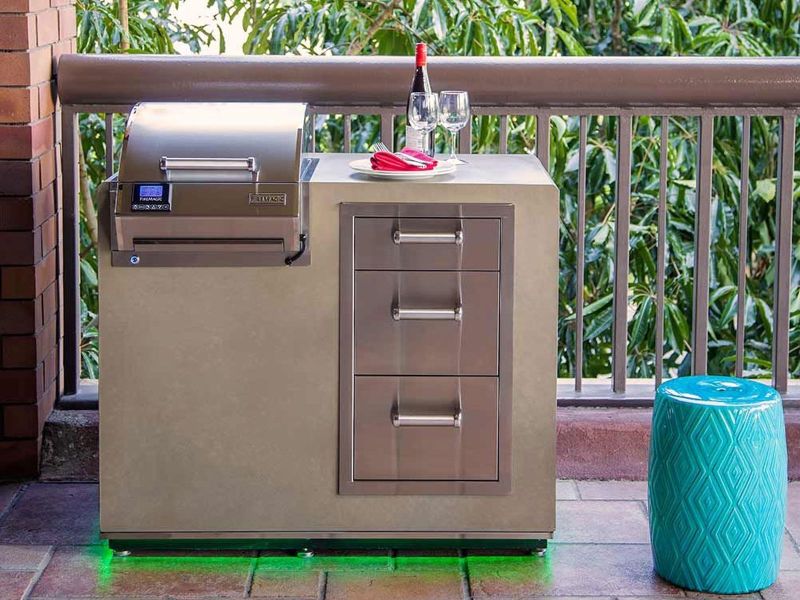 Fire Magic Classic E251I-1Z1E Built-In Electric Grill