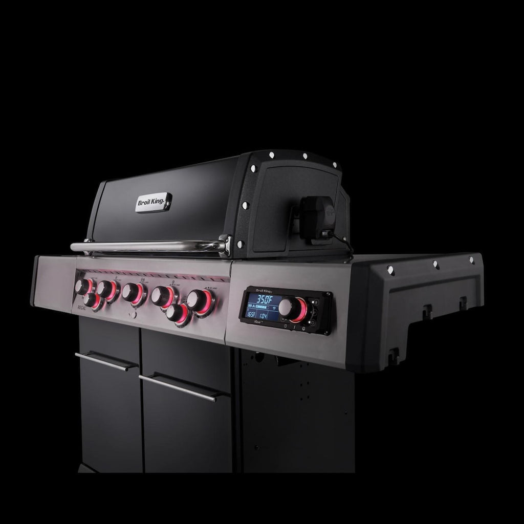 Broil King Regal Q 590 Pro IR 5-Burner Gas Grill