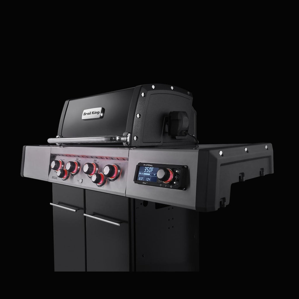 Broil King Regal Q 490 Pro IR 4-Burner Gas Grill