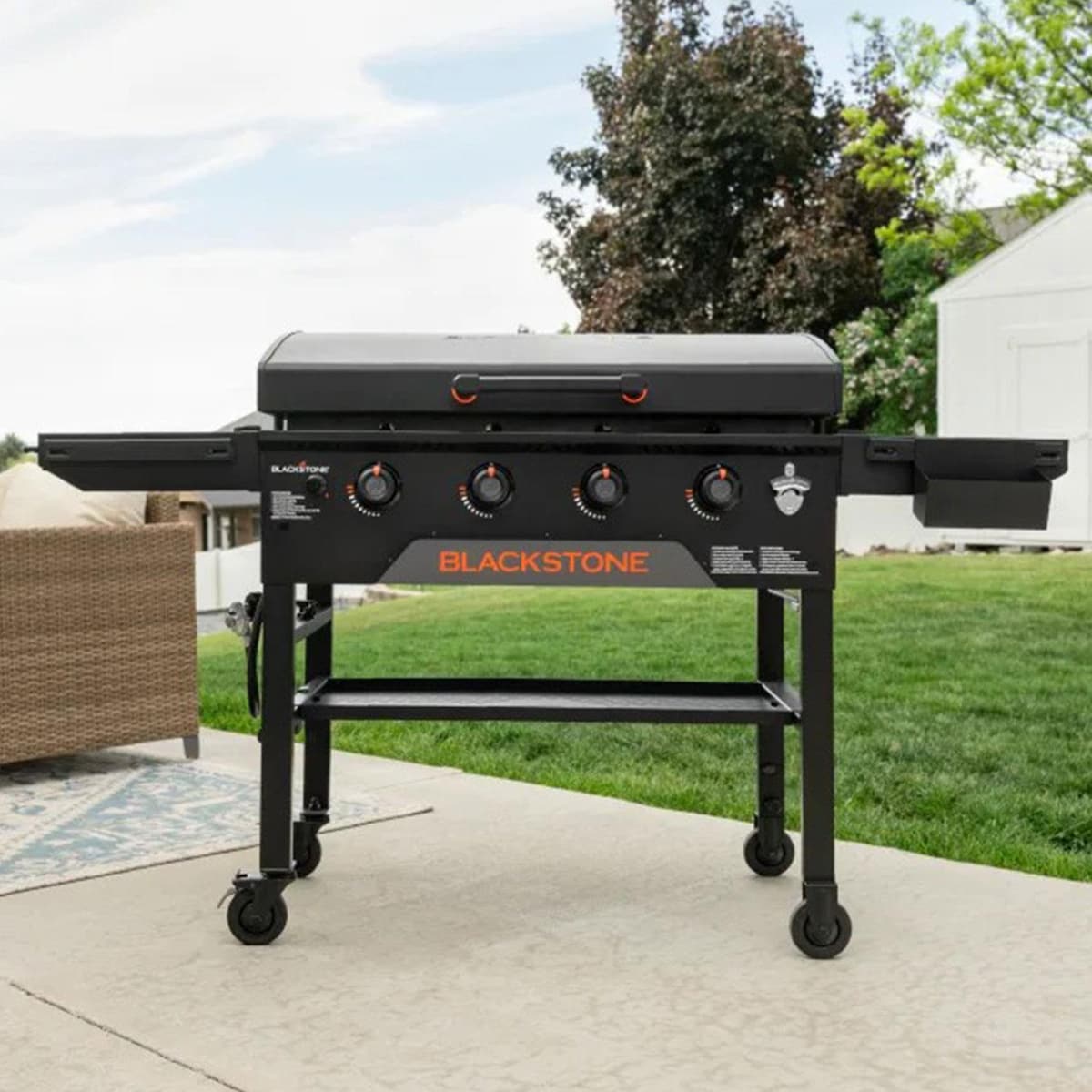 Blackstone 36 Inch Griddle W/ Hood - 2322