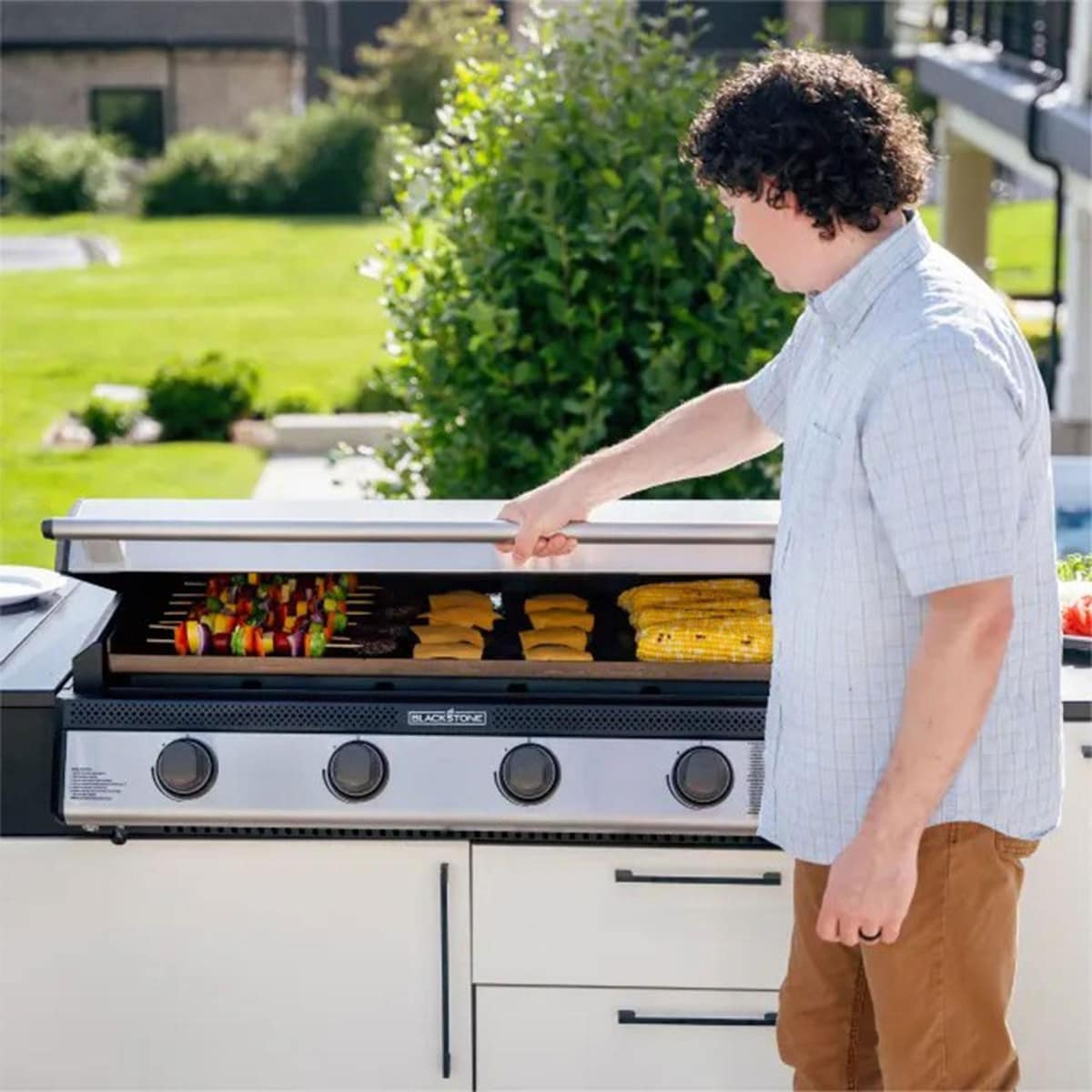 Blackstone 36 Inch Built In Natural Gas Griddle W/Hood & Insulated Jacket - 6303