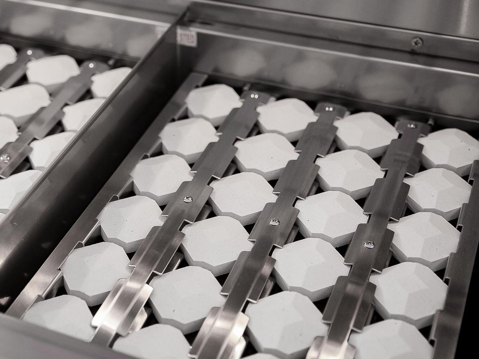 Parrilla de gas Estate Freedom de 36 pulgadas y 3 quemadores con quemador infrarrojo trasero de American Made Grills 