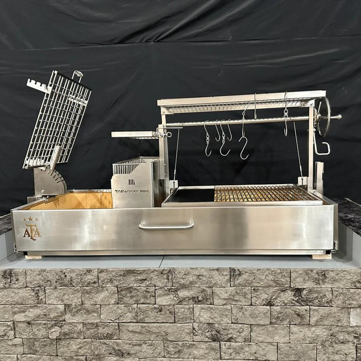 Tagwood Fully Assembled BBQ Argentine Santa Maria Wood Fire & Charcoal Grill - BBQ28SSF