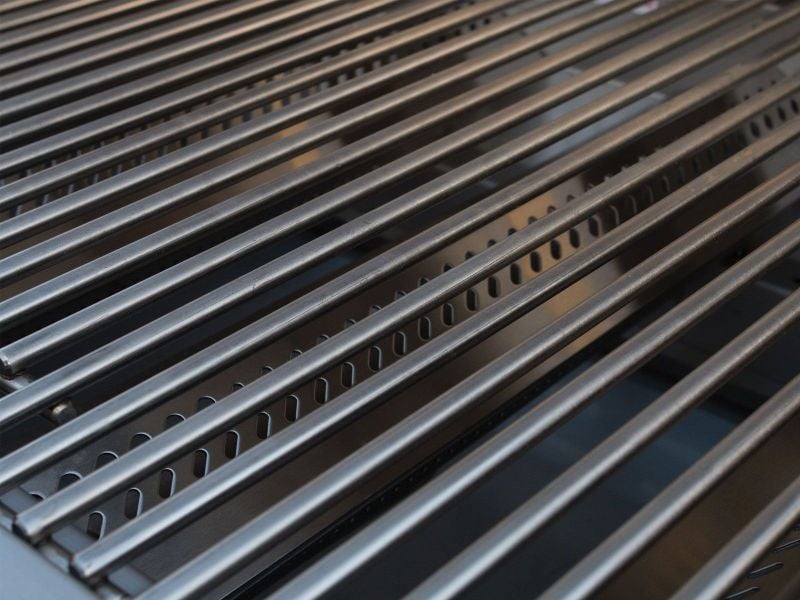 Bull Diablo 47-Inch 6-Burner Built-In Gas Grill