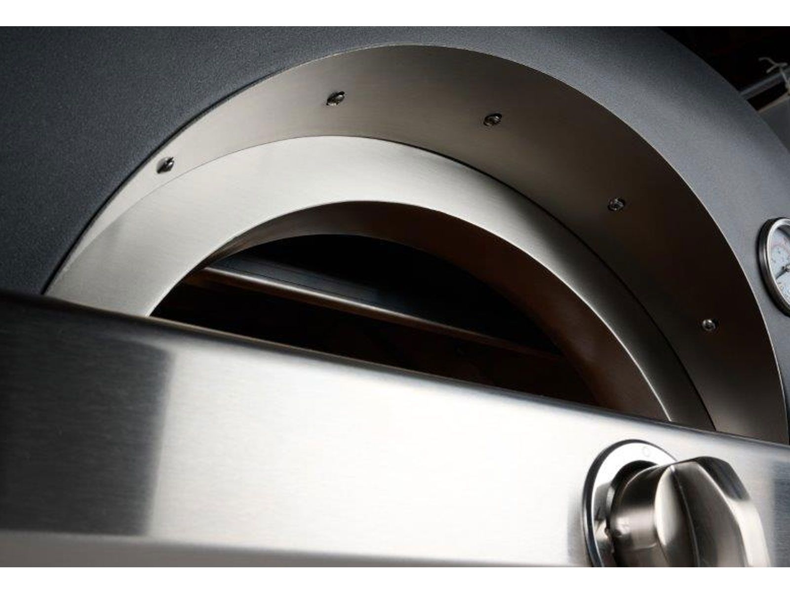 coyote 30-inch hybrid multi-fuel outdoor pizza oven - black