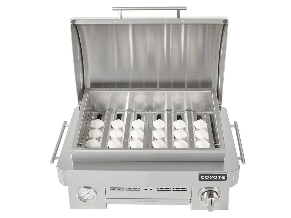 Parrilla portátil de propano de acero inoxidable Coyote de 25 pulgadas 