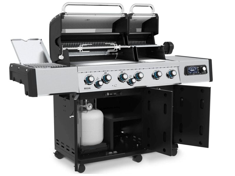 Broil King Regal Q 690 Pro IR 6-Burner Gas Grill